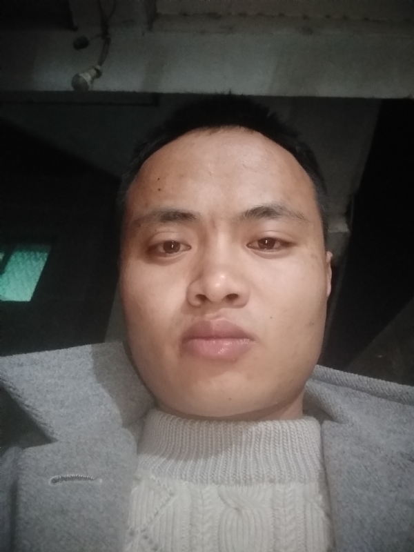 小磊的第一张照片--凤庆认干亲服务网